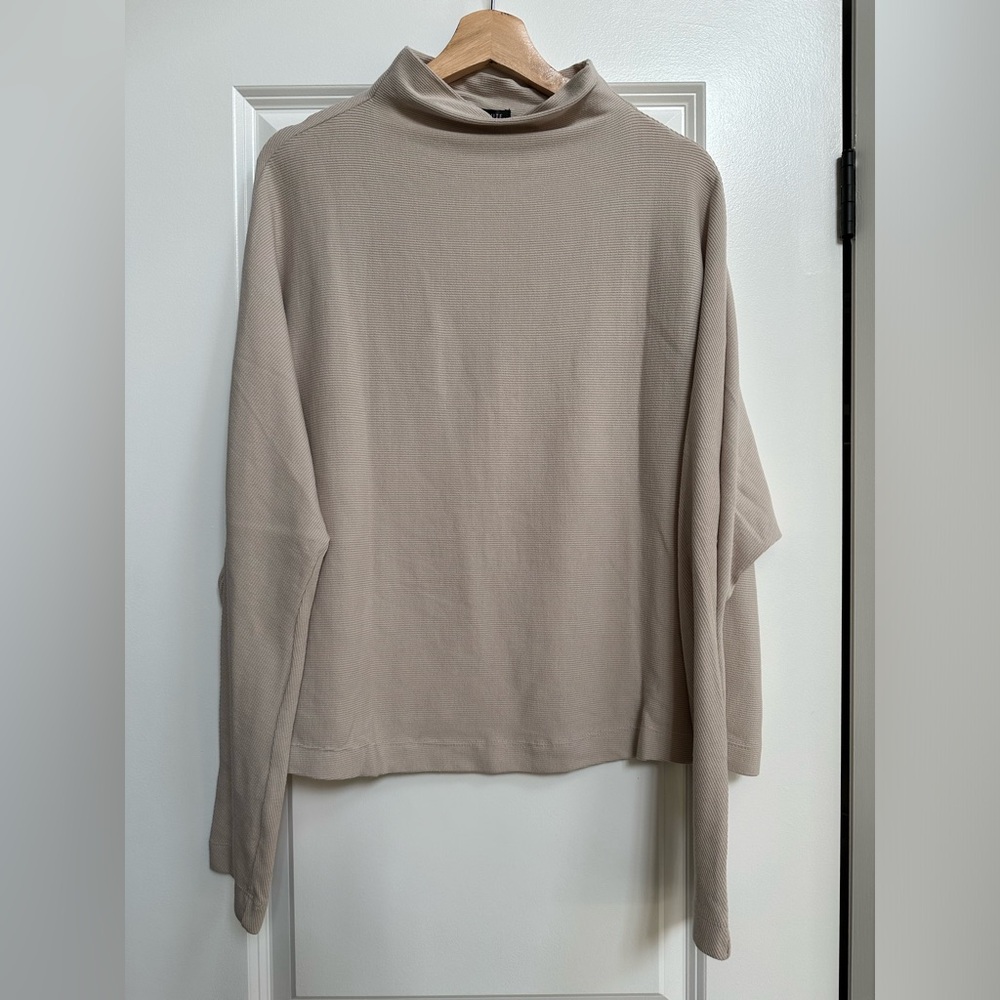 Dynamite Cream Batwing Sleeve Turtleneck